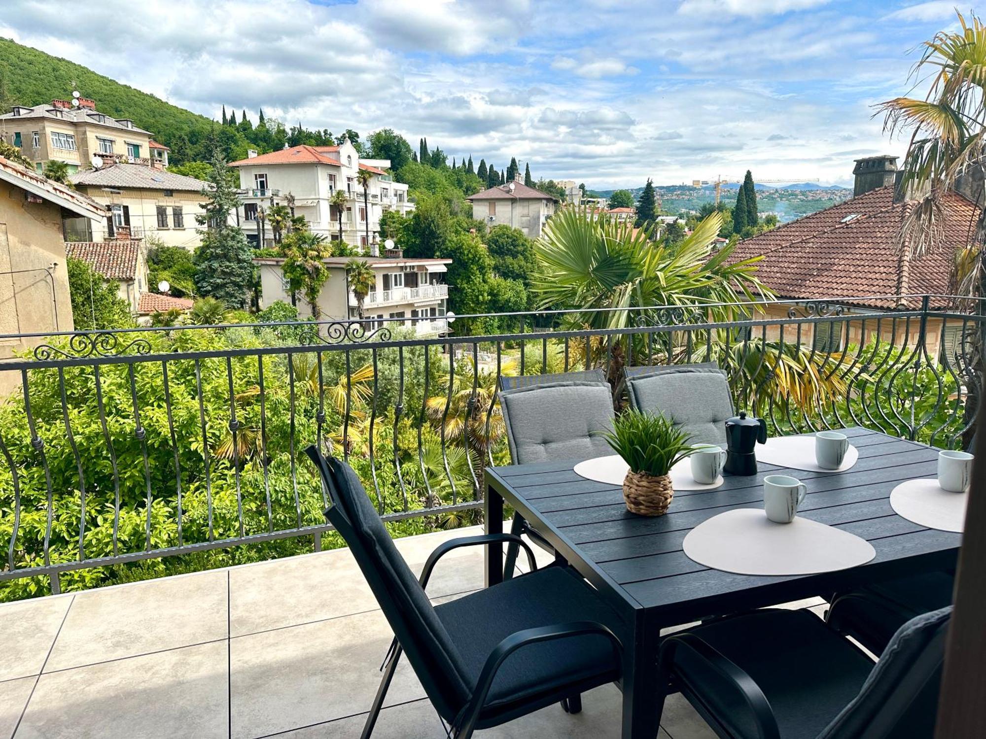 Apartments Villa Ida Opatija Exteriör bild